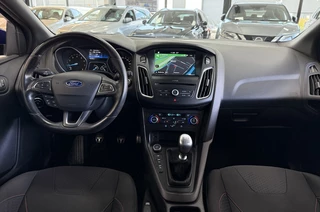 Ford Focus Ford Focus 1.5 ST-Line - afbeelding nr 16