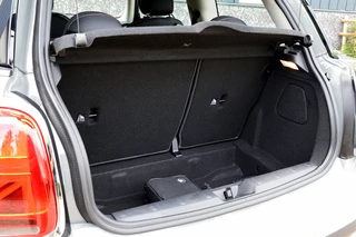 MINI One MINI One Mini 1.5 First Essential Rijklaarprijs-Garantie Navigatie Led Airco 17 Inch Apple carplay - afbeelding nr 9