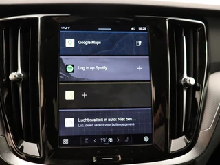 Volvo V60 Volvo V60 T6 PLUG-IN HYBRID LONG RANGE PLUS DARK 360GR CAM ACC BLIS HEAD-U - afbeelding nr 10
