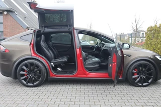 Tesla Model X Tesla Model X P100D Performance + 6p. 613+ PK Autopiloot|Alcantara hemelb.|A cruise|Carbon|Elektrisch sluitende deuren|22Inch|Panodaken|Trhk|Luchtvering|Sfeer verlichting|Cameras|stuur, Stoelverwarming, koeling|Trekgewicht 2250 kg - afbeelding nr 106