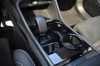 Volvo C40 Volvo C40 Twin Intro Edition 408Pk/78kWh | Getint glas | Trekhaak - afbeelding nr 23