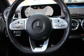 Mercedes-Benz CLA Mercedes-Benz CLA 180 AMG | Night pakket | Pano | Sfeerverlichting | Camera - afbeelding nr 10