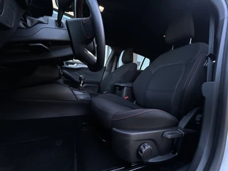 Ford Focus Ford Focus Wagon 1.0 EcoBoost Hybrid ST Line X | 125pk | LED-koplampen | Navigatie - afbeelding nr 13