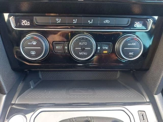 Volkswagen Passat Volkswagen Passat Variant 1.5 TSI Comfort Business Automaat, airco,cruise,wegklapbare trekhaak,navigatie,parkeersensoren, - afbeelding nr 16