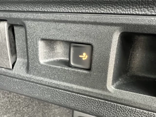 Volkswagen Passat Navigatie Panoramadak Trekhaak IQ Light Leder Elek Stoelen + Verwarming + Koeling + Massage 360 Camera Extra Getint Glas Vol Opties BTW Auto MHEV - afbeelding nr 48