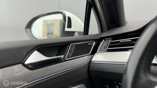Volkswagen Passat Volkswagen Passat GTE I Pano l Dynaudio | Trekhaak - afbeelding nr 17