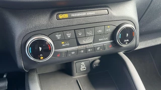 Ford Kuga Ford Kuga 2.5 PHEV Titanium 225pk | Driver Assistance Pack | Winterpack | Technology Pack | AGR Stoelen | All Season banden Cross Climate - afbeelding nr 37