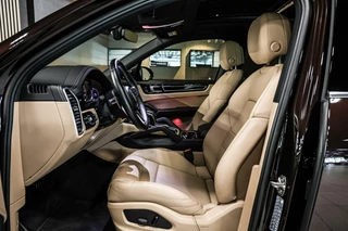 Porsche Cayenne Porsche Cayenne 3.0 E-Hybrid Platinum Edition|Innodrive|Pano - afbeelding nr 9