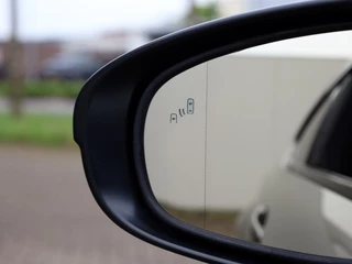 Lexus RC - afbeelding nr 34