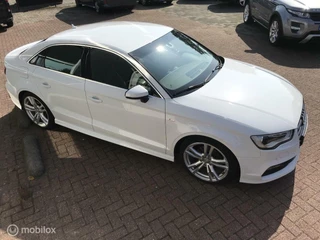 Audi A3 Audi A3 Limousine 2.0 TDI Ambition Pro Line S Veel uitstraling S-Line binnen en buiten Goed onderhouden Dist - afbeelding nr 2