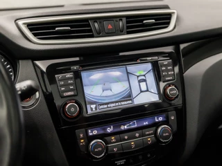 Nissan QASHQAI Nissan QASHQAI 1.2 Deluxe Automaat (PANORAMADAK, NAVIGATIE, CLIMATE, 360 CAMERA, GETINT GLAS, SPORTSTOELEN, CRUISE, KEYLESS, NIEUWE APK, NIEUWSTAAT) - afbeelding nr 16