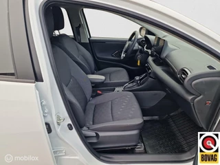 Toyota Yaris Toyota Yaris 1.5 Hybride Style Edition apple carplay stuur en stoelverwarming camera nieuw - afbeelding nr 14