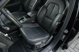 Volvo XC40 Volvo XC40 1.5 T5 Twin Engine Momentum Pro Leder Trekhaak - afbeelding nr 16