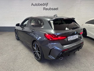 BMW 1 Serie BMW 1 Serie M135I X-Drive High Executive 306pk Kuipstoel Hud Incl 12Mnd Garantie - afbeelding nr 6