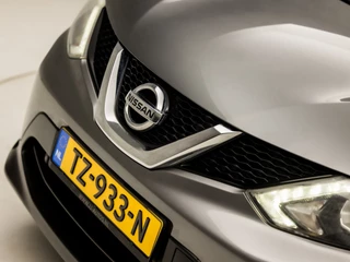 Nissan QASHQAI Nissan QASHQAI 1.2 Acenta Sport Automaat (NAVIGATIE, CLIMATE, CAMERA, GETINT GLAS, STOELVERWARMING, SPORTSTOELEN, CRUISE, PARKEERSENSOREN, NIEUWE APK, NIEUWSTAAT) - afbeelding nr 31