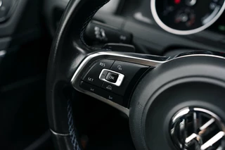 Volkswagen Golf Volkswagen Golf 1.4 TSI GTE  LED / Camera / Carplay - afbeelding nr 28