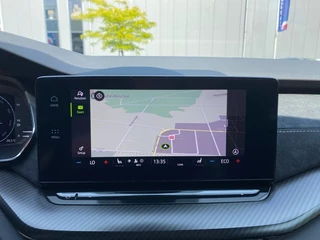 Škoda Octavia Škoda Octavia 1.4 TSI DSG RS IV PANO-DAK/CAMERA/MEMORY/NAVI/ACC/STOELVERW/E-KLEP - afbeelding nr 25