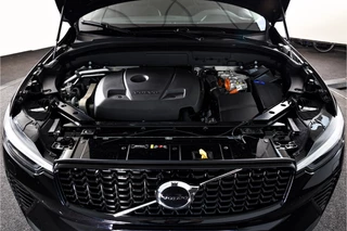 Volvo XC60 Volvo XC60 2.0 T6 Plug-in hybrid AWD Plus Dark | S/K-Panodak | Dig. Cockpit | Adapt. Cruise | Memory Stoelen | Elek. Klep | Stoel-+stuurverw. | 360 Camera | Harman/Kardon | NAV+App. Connect | LM 19