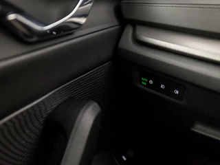 Škoda Octavia Automaat (APPLE CARPLAY, GROOT NAVI, VIRTUAL COCKIT, CAMERA, STOELVERWARMING, SPORTSTOELEN, LED KOPLAMPEN, CRUISE, PARKEERSENSOREN, NIEUWE APK, NIEUWSTAAT) - afbeelding nr 26