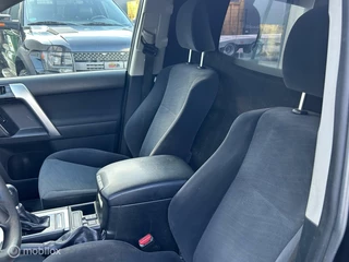 Toyota Land Cruiser Toyota Land Cruiser 2.8 D-4D-F Comfort Blind Van - afbeelding nr 14
