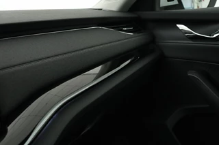 Škoda Octavia Skoda Octavia 1.4 TSI iV PHEV Style | Head-Up |  Stoelventilatie | Leder | Camera | Verwarmde achterbank | Carplay | Adaptive cruise | Full LED | Sfeerverlichting | Canton Sound - afbeelding nr 22