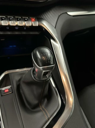 Peugeot 5008 Peugeot 5008 1.2 PureTech Allure NAVIGATIE CARPLAY LM CRUISE - afbeelding nr 27