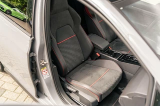 Volkswagen Golf Volkswagen Golf 2.0 TSI GTI Clubsport Pano HK DSG LED - afbeelding nr 33