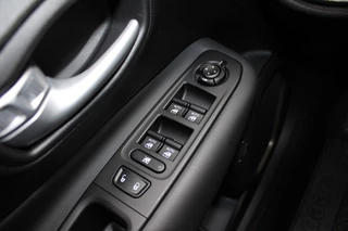 Jeep Renegade | Panoramadak | Winterpakket | Led | Camera | Parkeer assistent - afbeelding nr 18