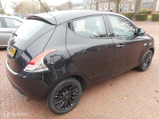 Lancia Ypsilon Lancia Ypsilon TwinAir Turbo 80 Elefantino Plus - afbeelding nr 3