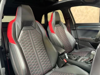 Audi RSQ3 Audi RS Q3 TFSI | Pano | Schaalstoelen | B&O | Keyless | Camera | Carbon | DAB - afbeelding nr 17