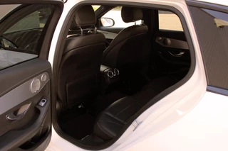 Mercedes-Benz C-Klasse Mercedes-Benz C-klasse Estate C 300 Aut. AMG Line Night, Burmester, Head-up - afbeelding nr 8