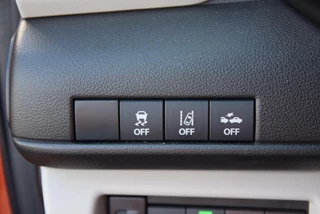 Suzuki Swift Suzuki Swift 1.2 Style Smart Hybrid | Apple carplay/android | Stoelverwarming | Dodehoek detectie | - afbeelding nr 17