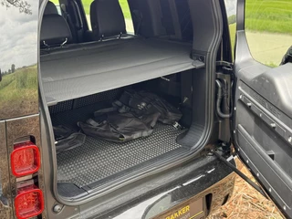 Land Rover Defender Land Rover Defender 110 2.0 P400e 110 19.000km! - afbeelding nr 31