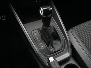 Audi A1 Sportback Audi A1 Sportback 25 TFSI 95 pk S-Tronic S line S Edition Sportstoelen 18'' Velgen Navigatie 47 - afbeelding nr 30