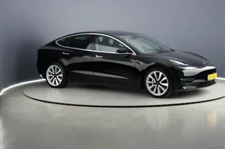 Tesla Model 3 - afbeelding nr 3