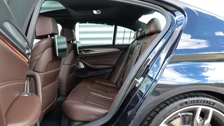 BMW 5 Serie | Massage | Bowers & Wilkins | Schuifdak | Head-up | M Onderstel Professional | Stoelventilatie - afbeelding nr 31