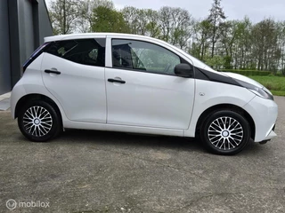 Toyota Aygo Toyota Aygo 1.0 VVT-i x, airco, 5drs - afbeelding nr 3