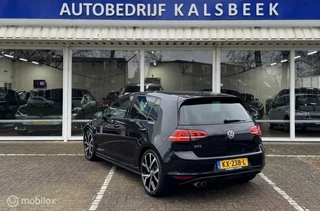 Volkswagen Golf Volkswagen Golf 1.4 TSI GTE Connected Series|Dodehoek|Parkpilot|DAB| - afbeelding nr 3