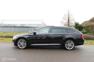 Škoda Superb Skoda Superb Combi 2.0 TSI 4x4 L&K / Pano / Canton / Luxe - afbeelding nr 46