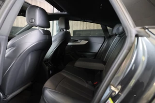Audi A5 Audi A5 Sportback 40 TFSI S Line / AUT / Elek Stoelen / Virtual Cockpit / APPLE CARPLAY / Stuurverwarming / Led / Pdc / 20 Inch - afbeelding nr 23