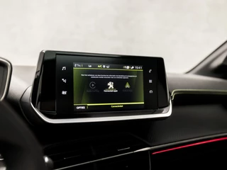 Peugeot 208 Automaat (PANORAMADAK, VIRTUAL COCKPIT, APPLE CARPLAY, GROOT NAVI, LEDER, 360 CAMERA, SPORTSTOELEN, GETINT GLAS, KEYLESS, ZWART HEMEL, NIEUWSTAAT) - afbeelding nr 28