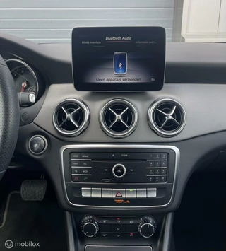 Mercedes-Benz GLA Mercedes-Benz GLA-klasse 200 Urban 156PK/PANO/APPLE - afbeelding nr 38