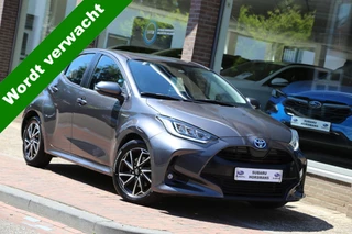 Toyota Yaris 1.5 Hybrid Dynamic Navi LED Camera ACC