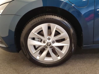 Škoda Octavia Škoda Octavia Combi 1.4 TSI 204pk DSG/AUT iV PHEV Business Edition Wegklapbare trekhaak, Camera - afbeelding nr 25