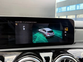 Mercedes-Benz A-Klasse Mercedes-Benz A-klasse AMG 35 4MATIC Edition 1|Pano|Burmester|Milltek|Sfeer|Hemelverlichting - afbeelding nr 67