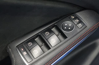 Mercedes-Benz A-Klasse Mercedes-Benz A-Klasse 180 AMG | Panoramadak | CarPlay | Camera | Dodehoekdetectie | Stoelverwarming | PDC V+A | Alcantara/Lederen bekleding | LED Koplampen | Command Online | Dealer onderhouden | Nieuwe APK - afbeelding nr 21
