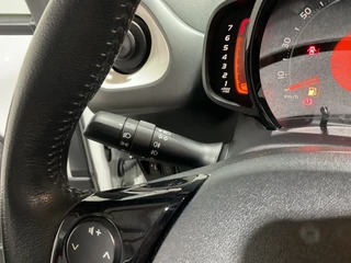 Toyota Aygo Toyota Aygo 1.0 VVT-i x-joy cabrio | CLIMA | APPLE CARPLAY | - afbeelding nr 10
