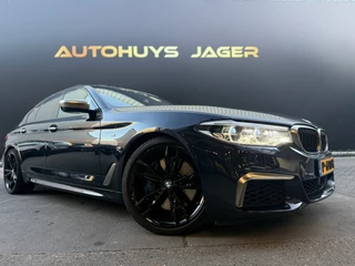BMW 5 Serie BMW 5-serie M550i xDrive M-Pakket|Pano|Softclose|B&W|Alcantara|360|Leder - afbeelding nr 10