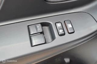 Toyota Yaris Toyota Yaris 1.5 VVT-i Dynamic Hybrid - afbeelding nr 20