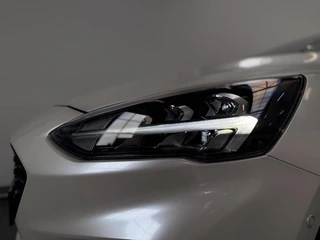 Ford Focus Ford Focus 1.0 EcoBoost Titanium Business | Automaat | ST Line | Camera | Carplay - afbeelding nr 35